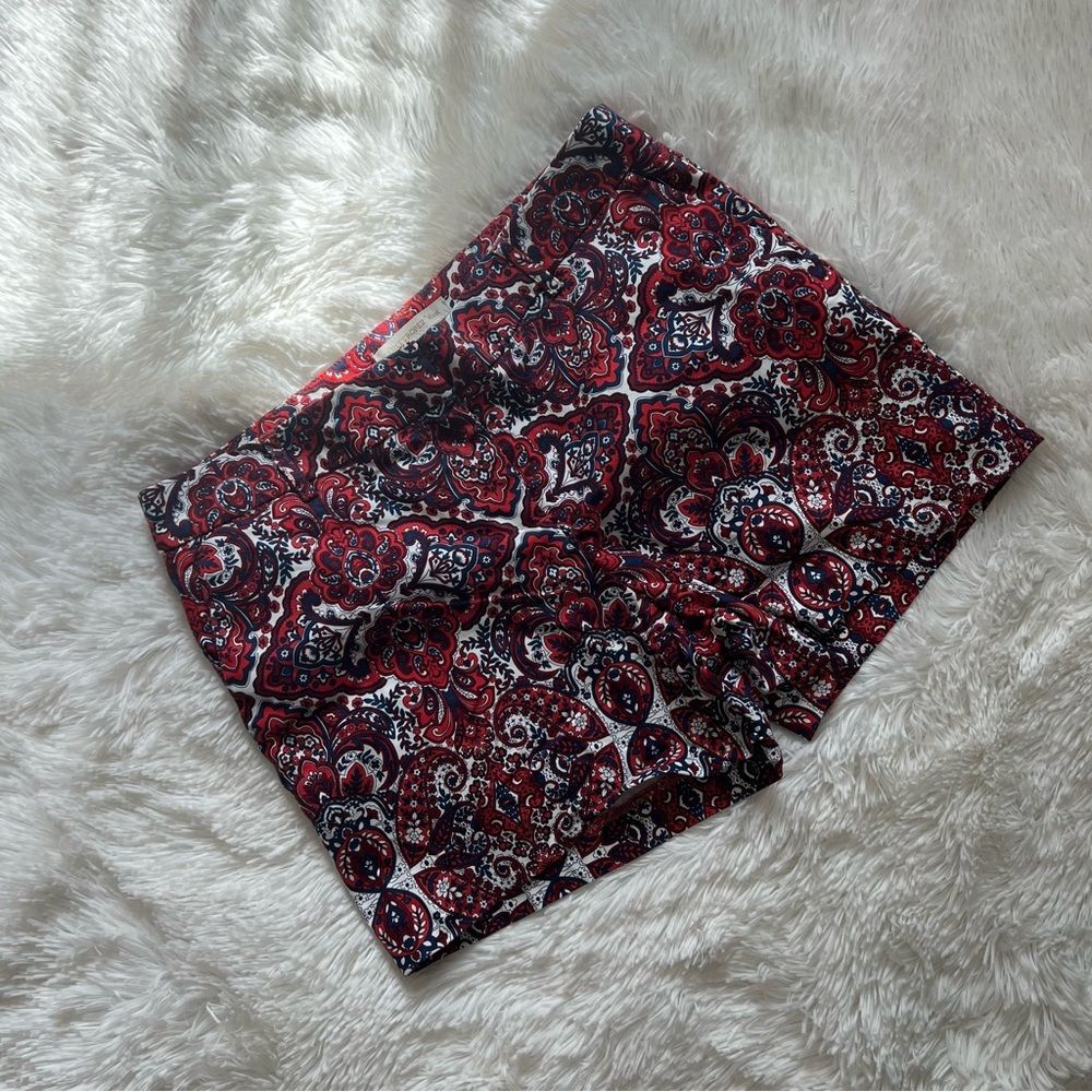 Saint Tropez West Red and Blue Paisley Shorts Size 6